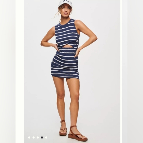 Anthropologie T.La Twisted Cutout Dress - Picture 3 of 8